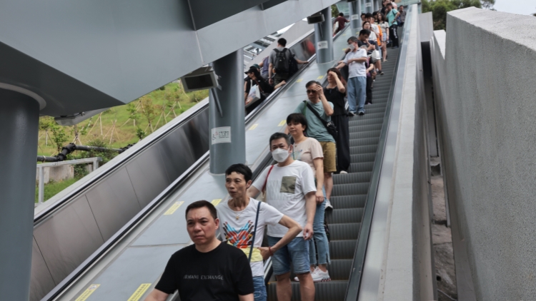 【港商圖說】升降機(jī)技工不足 人工保養(yǎng)費(fèi)飆