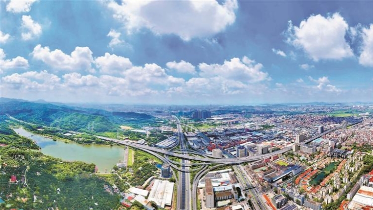 「逐夢之路」綻放「文明之花」 廣深高速與深圳經(jīng)濟特區(qū)同頻生長 