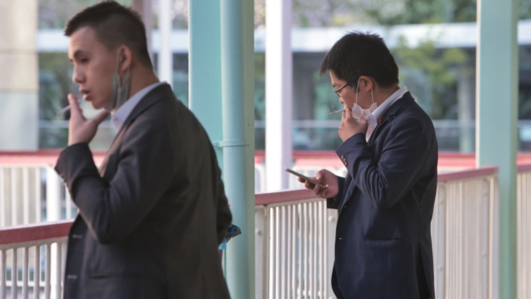 本港新增10個公共運輸設施禁煙區(qū) 將即時票控