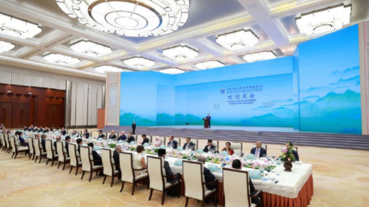 上合組織天津峰會(huì)｜習(xí)近平和彭麗媛為出席2025年上海合作組織峰會(huì)的國(guó)際貴賓舉行歡迎宴會(huì)