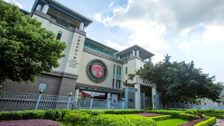 嶺大學(xué)者聯(lián)合研發(fā)可自然分解及修復(fù)的環(huán)保生物塑膠 成果發(fā)表國際頂尖期刊《自然通訊》