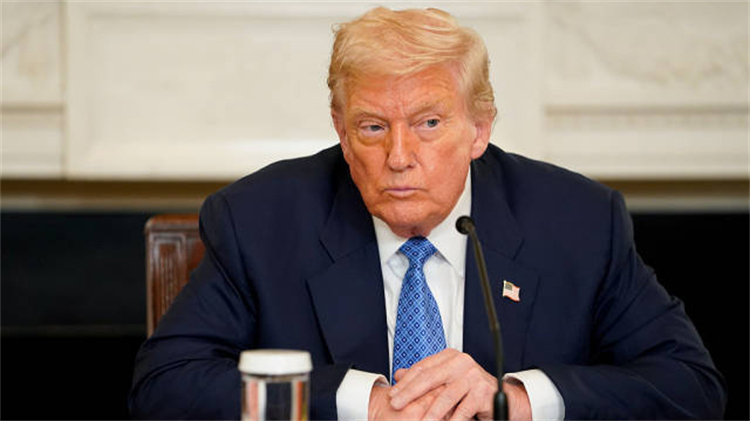 美國總統(tǒng)特朗普談中國閱兵：願(yuàn)中國人民度過一個(gè)美好的慶祝日