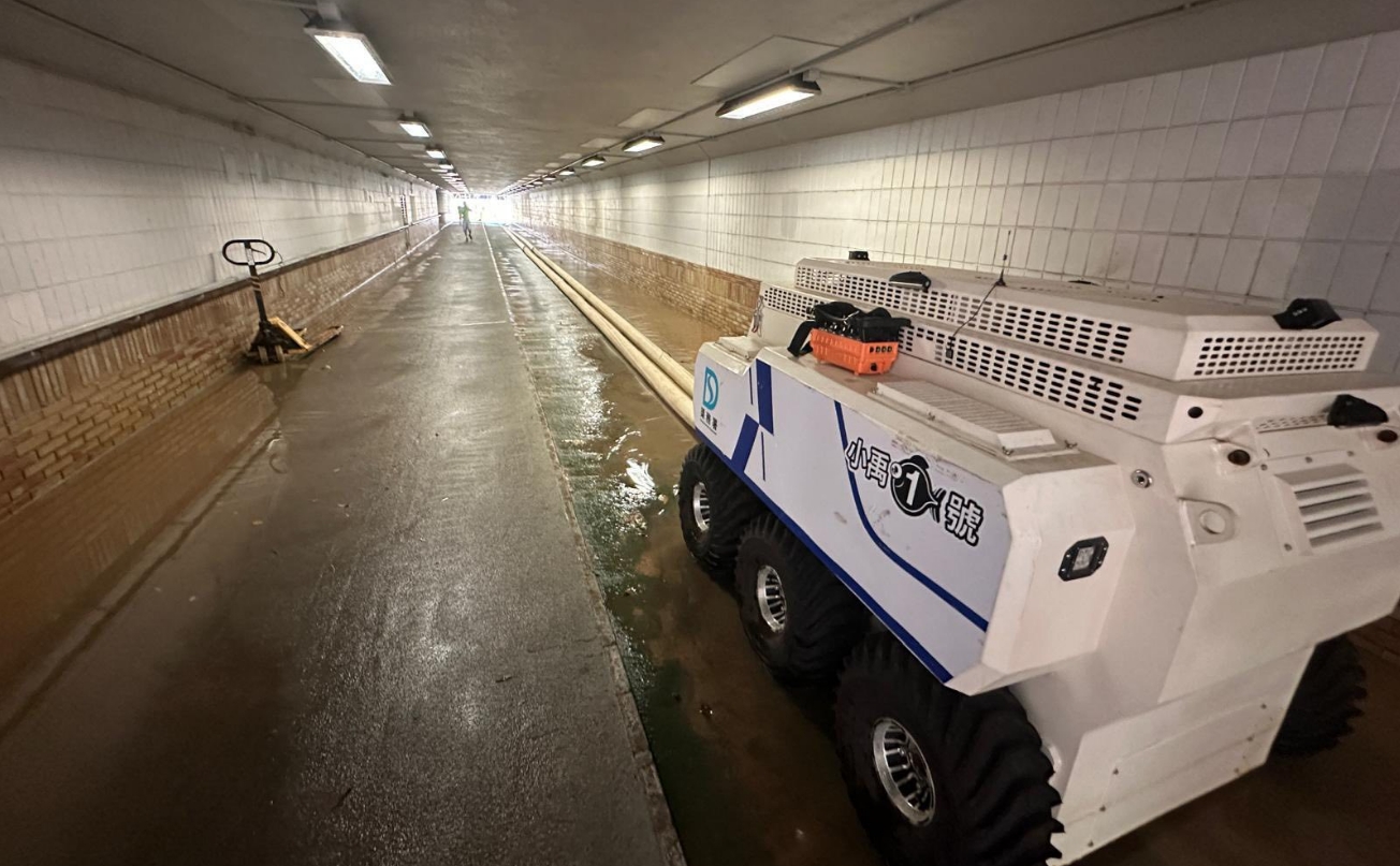 有片丨渠務(wù)署排水機械人完成清理水浸 「防洪三招」減低水浸風(fēng)險