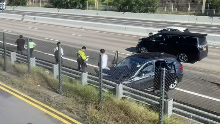 北大嶼山公路1小時內發(fā)生3宗交通意外 至少4人傷