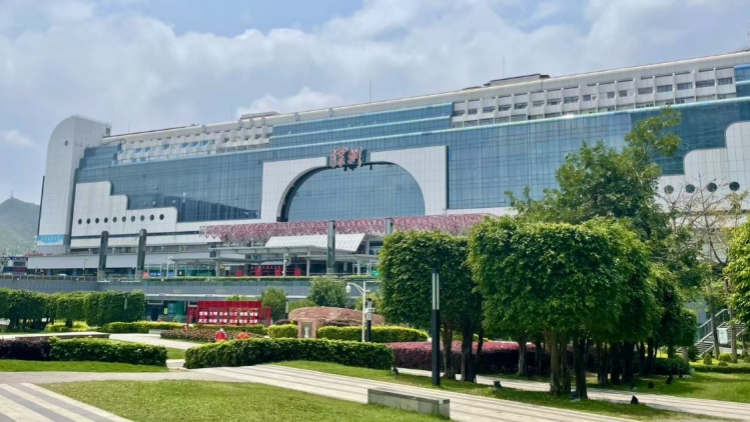 超強(qiáng)颱風(fēng)「樺加沙」來襲 深圳鐵路24日所有旅客列車停運(yùn)