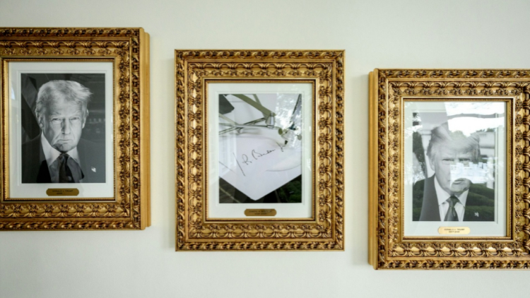 特朗普惡搞拜登肖像：只是一支「自動(dòng)簽字筆」