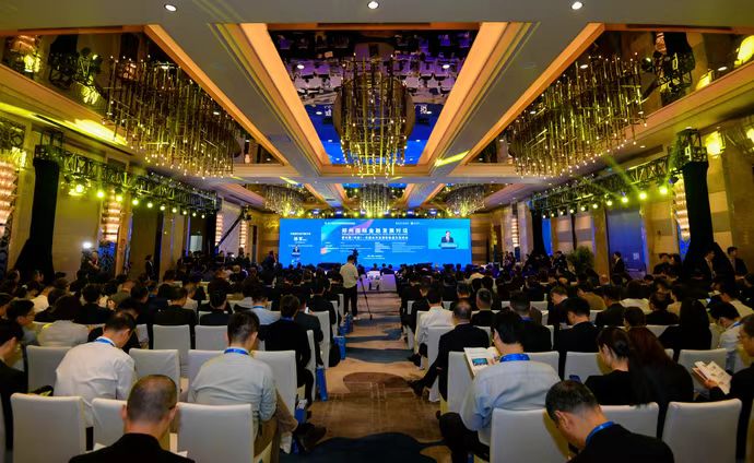 鄭州國際金融發(fā)展對話暨中國（河南）—東盟合作發(fā)展新機(jī)遇交流活動成功舉辦