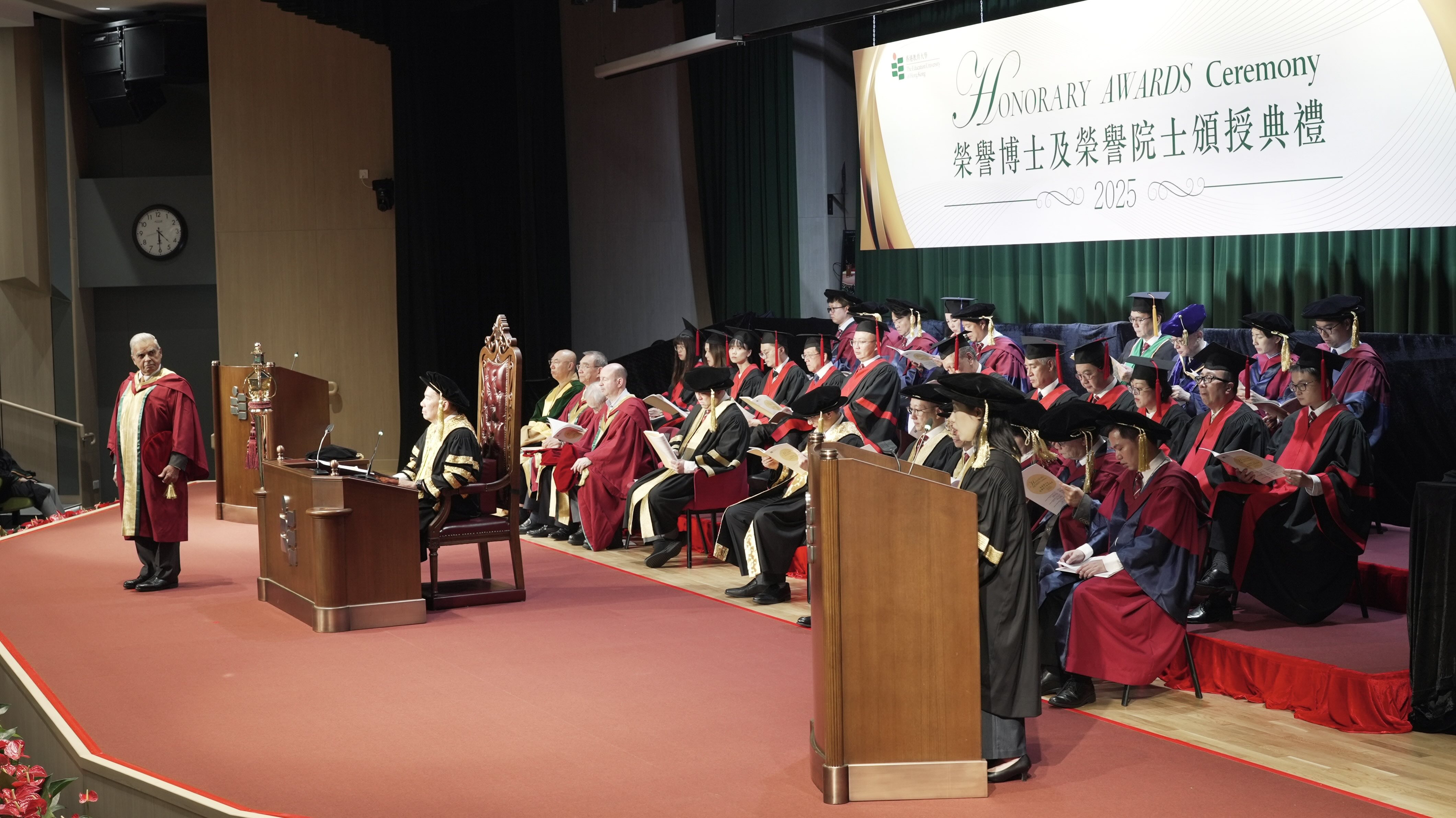多領域推動社會發(fā)展 教大舉行榮譽博士及榮譽院士頒授典禮
