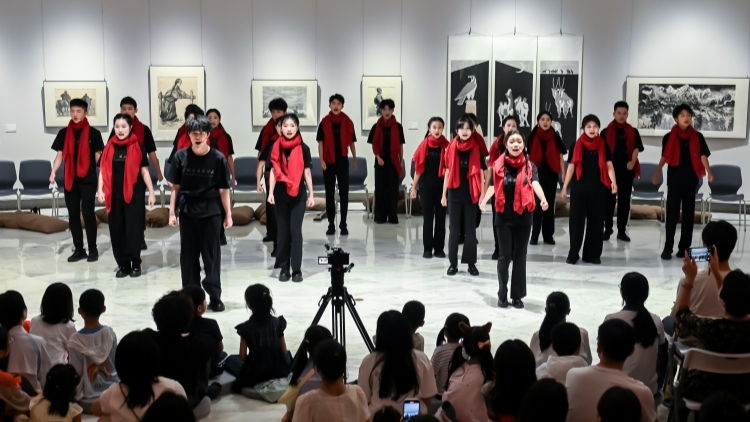 當(dāng)中國(guó)畫(huà)遇上音樂(lè)劇 關(guān)館重現(xiàn)跨時(shí)空對(duì)話