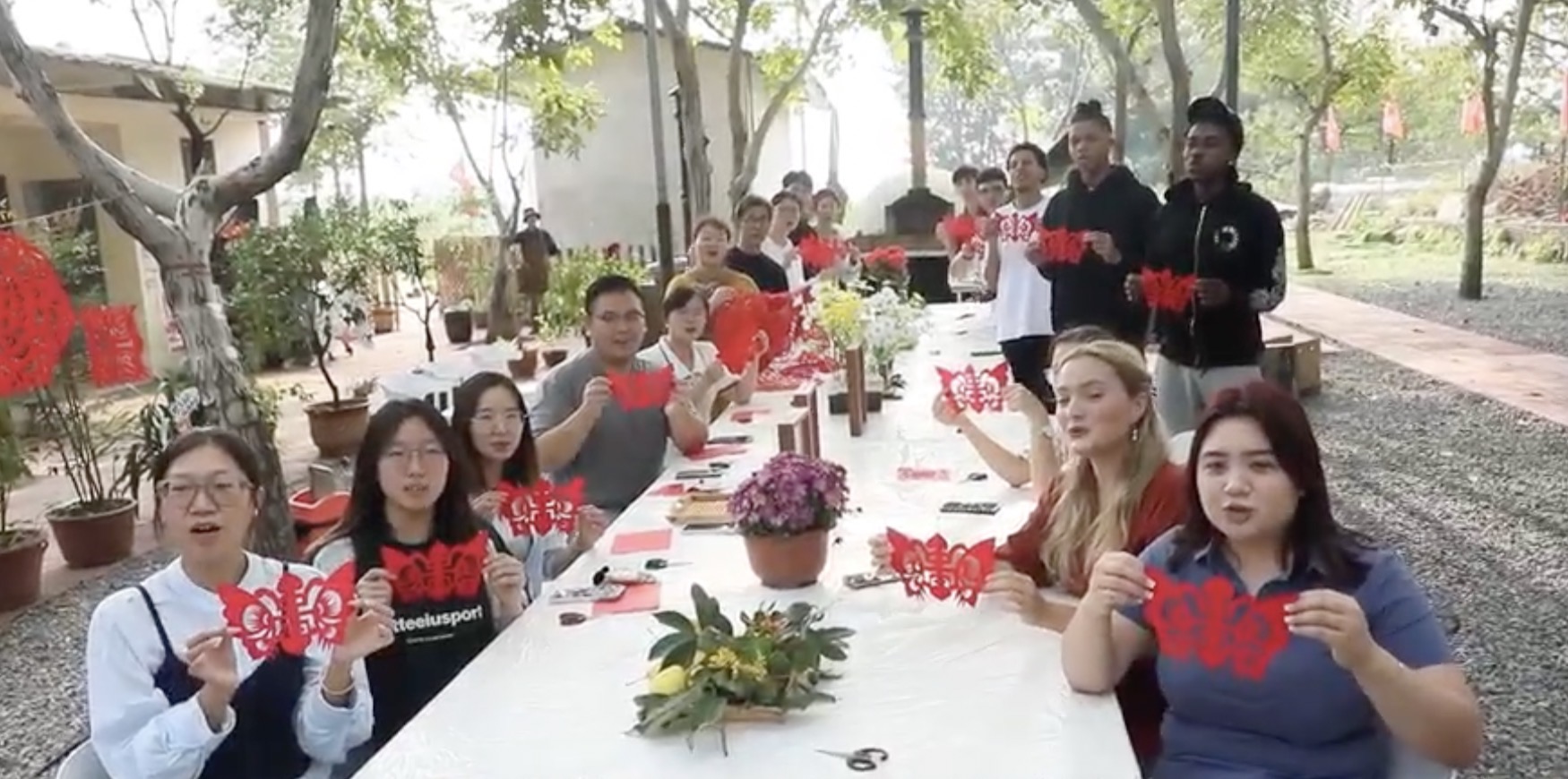 中秋民俗「圈粉」外籍留學(xué)生