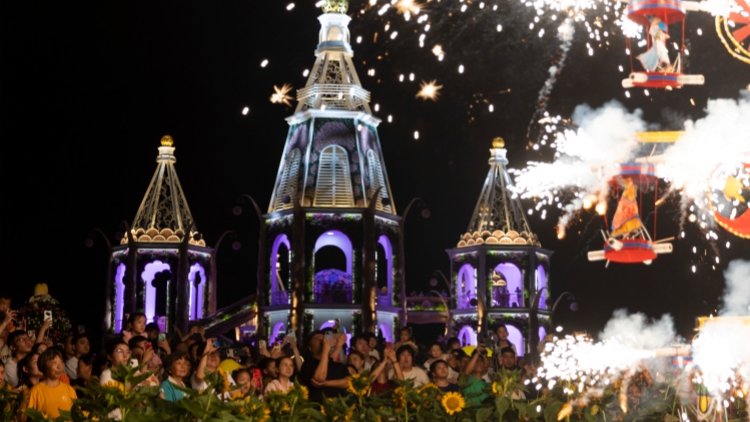 創(chuàng)歷史新高！國慶假期超24億人次跨區(qū)域流動