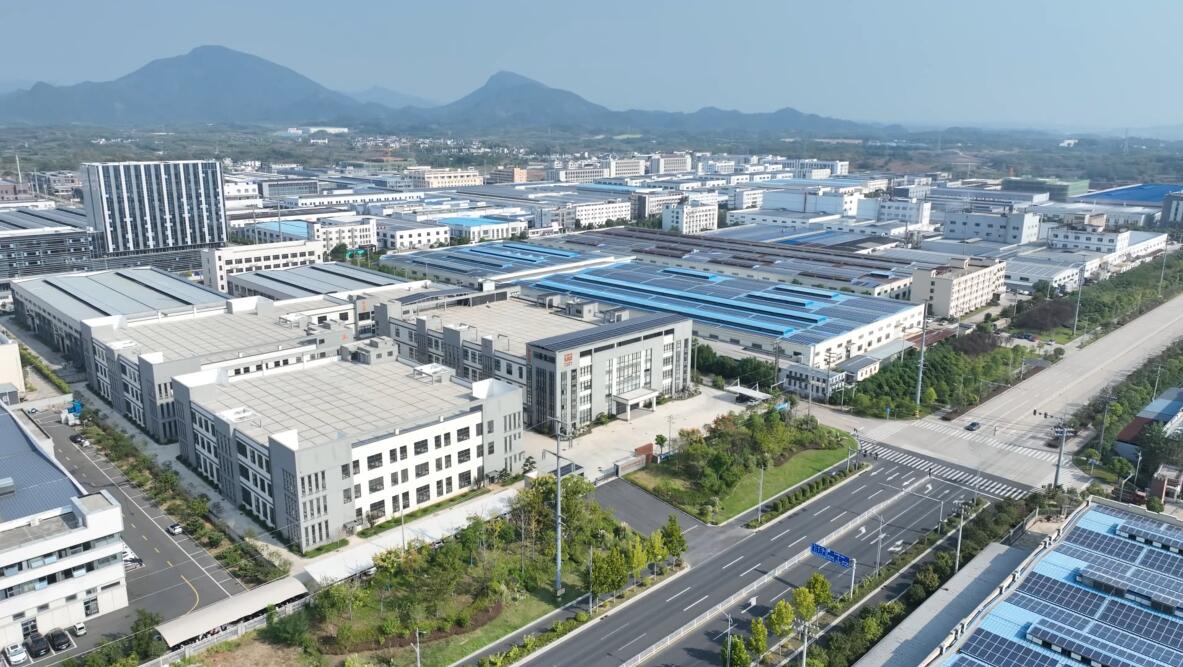 皖歙縣經(jīng)開區(qū)：幹勁火熱生產(chǎn)忙