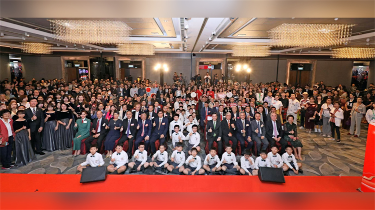 香港文化藝術(shù)界慶祝中華人民共和國(guó)成立76周年酒會(huì)：雙慶之年齊賀國(guó)慶 文化記憶傳承發(fā)芽