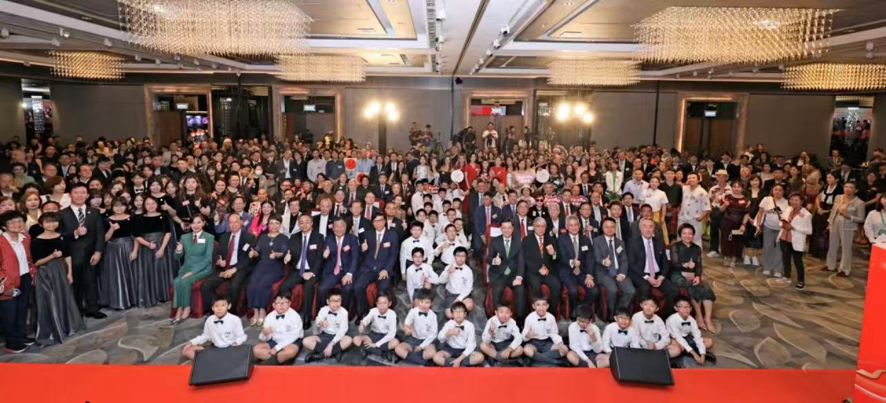 香港文化藝術(shù)界賀國慶酒會(huì)隆重舉行