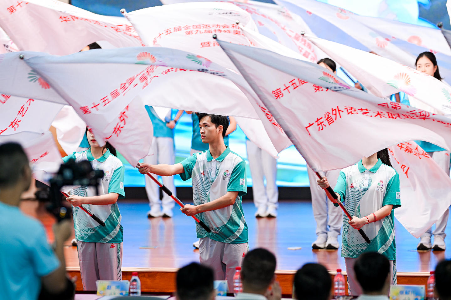 十五運會和殘?zhí)貖W會廣州賽區(qū)志願者1.4萬人  設(shè)132個城市志願服務(wù)站