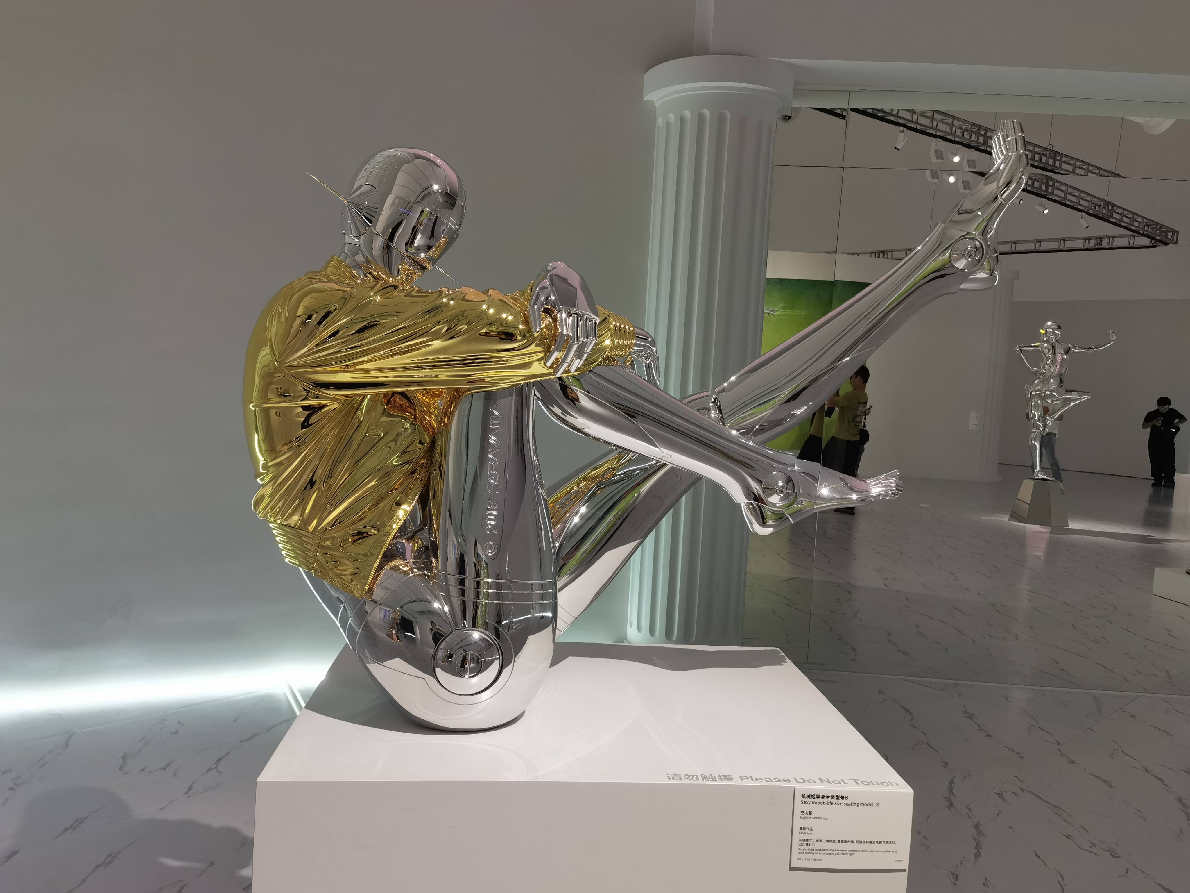 「光?透明?反射」，「機(jī)械姬之父」空山基大型特展在深圳亮相