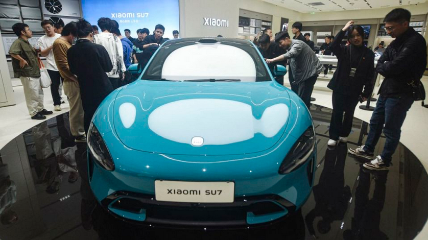 小米SU7再捲致命車禍 起火後無法開門 股價挫近8%