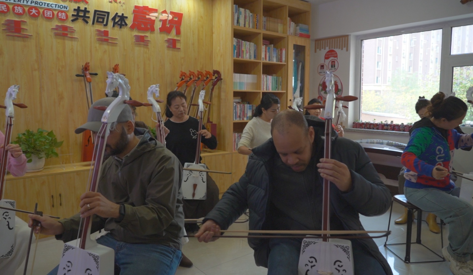 「感知幸福中國(guó)行」吉林篇（六）走進(jìn)前郭縣蒳荷芽社區(qū)：在「民族團(tuán)結(jié)之家」觸摸城市溫度