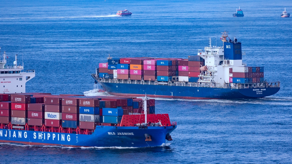 本港8月商品進(jìn)出口貨量分別增長9.7%及12.4% 進(jìn)出口越南貨量飆升