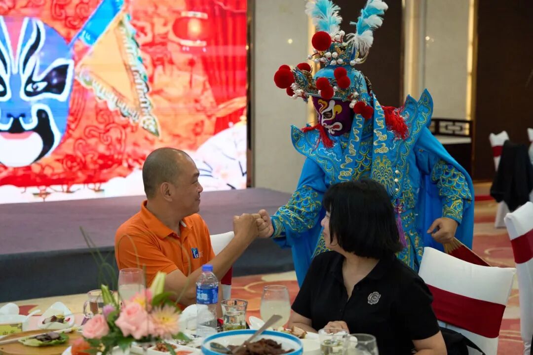 越南旅行商考察團(tuán)到訪黃山風(fēng)景區(qū) 黃山旅遊加力拓展入境遊