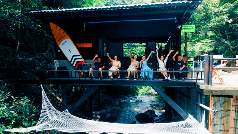 皖休寧源芳：駐村更「助村」「多維空間」激活「山水經(jīng)濟(jì)」