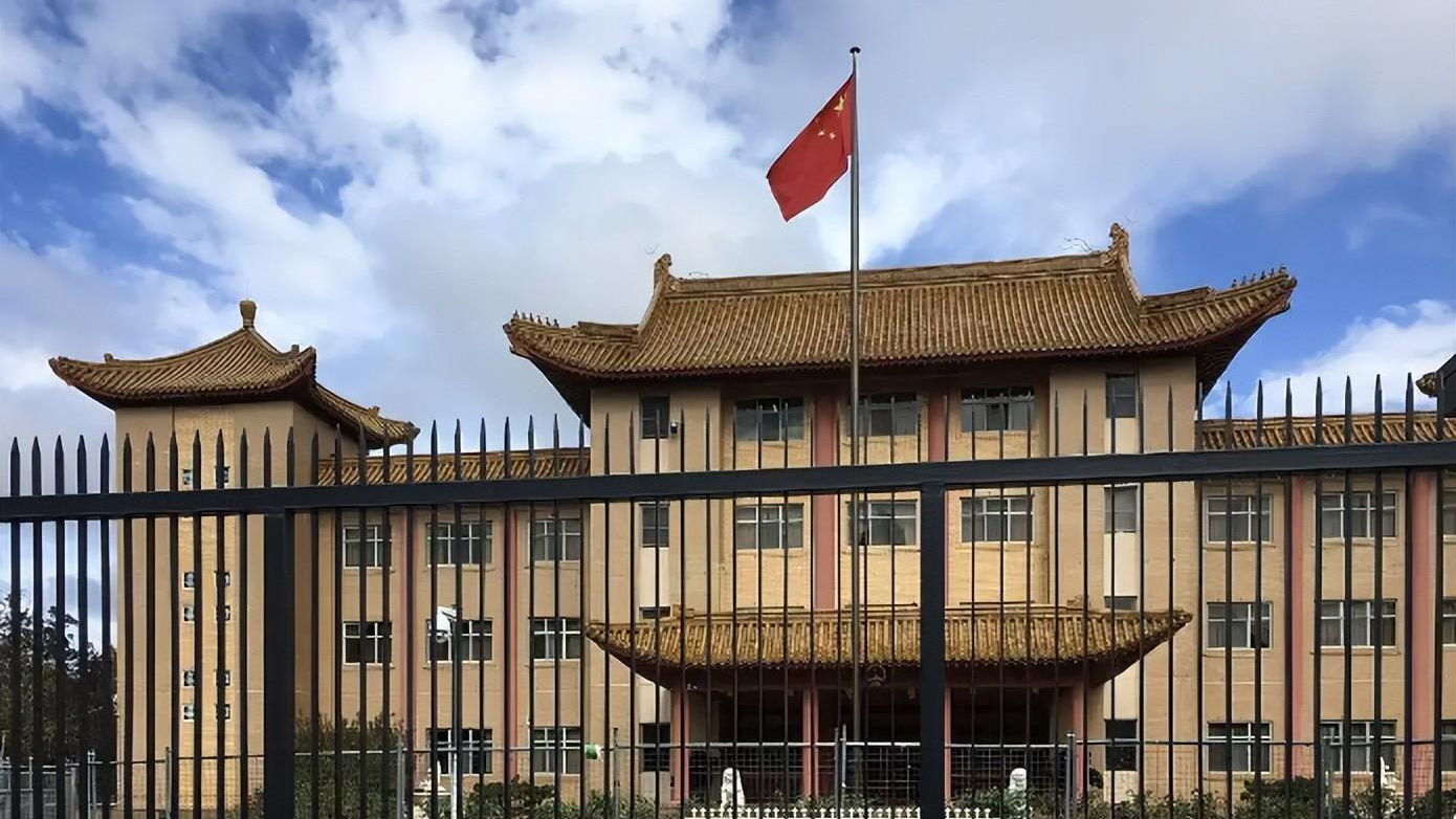 日本領(lǐng)導(dǎo)人向靖國(guó)神社供奉祭品 中國(guó)駐日使館：已提出嚴(yán)正交涉