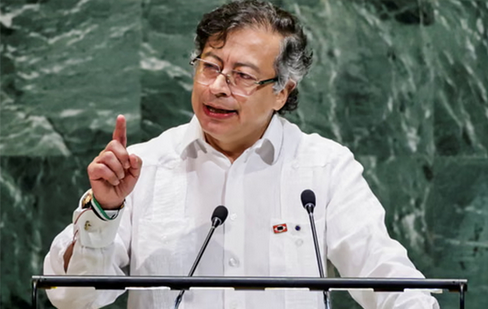 哥倫比亞總統(tǒng)強(qiáng)烈譴責(zé)美國(guó)侵犯該國(guó)領(lǐng)海並殺害一名漁民 