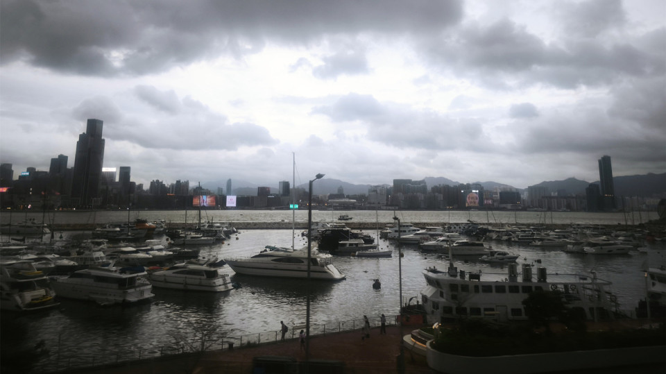 天文臺：考慮在明日下午5時至7時間發(fā)出三號強風(fēng)信號 下周氣溫降至19度左右