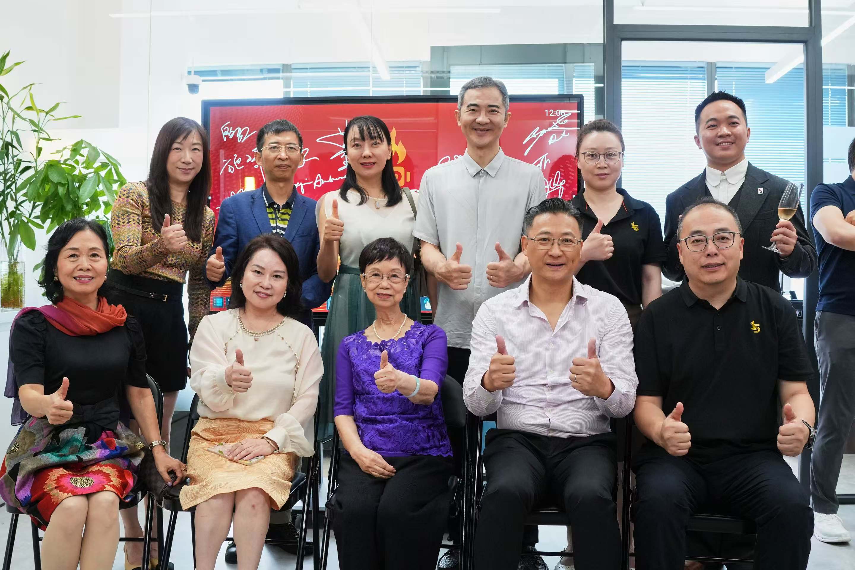 煌晉智能科技啟幕香江 橫琴智造引領(lǐng)產(chǎn)業(yè)變革