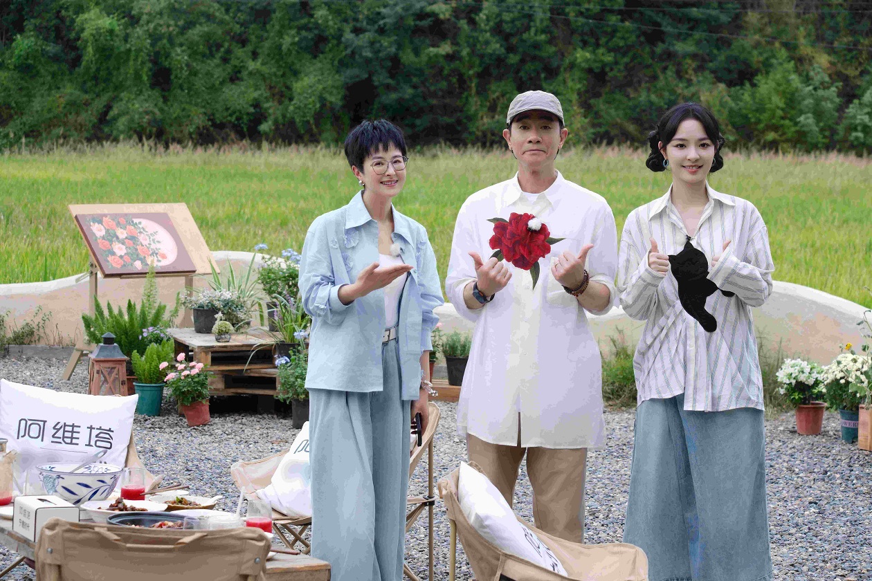 《背後》對話陳小春：在複雜世界裏活出簡單