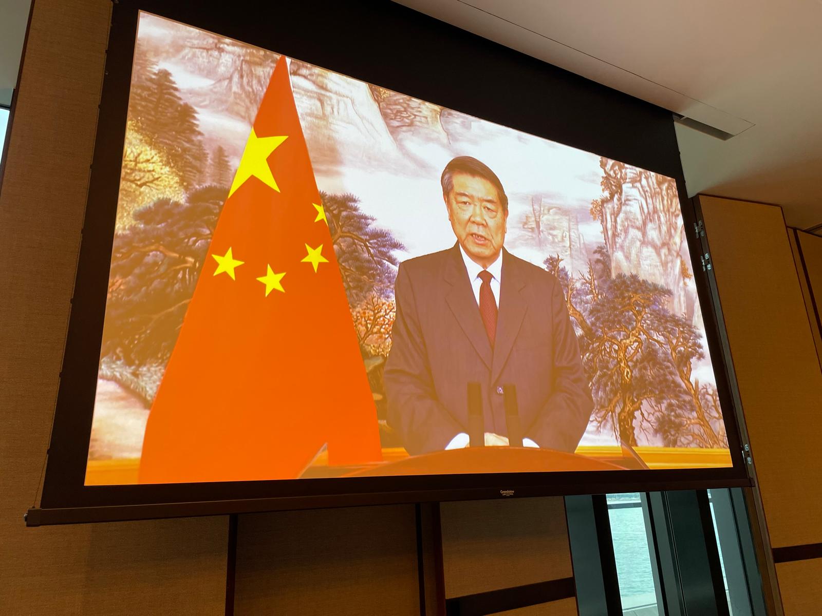 何立峰：「一國(guó)兩制」有強(qiáng)大生命力