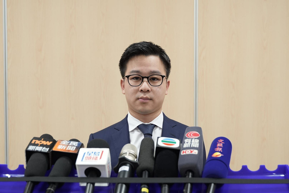 涉西貢毀立法會(huì)候選人旗幟 警拘一男今日提堂  