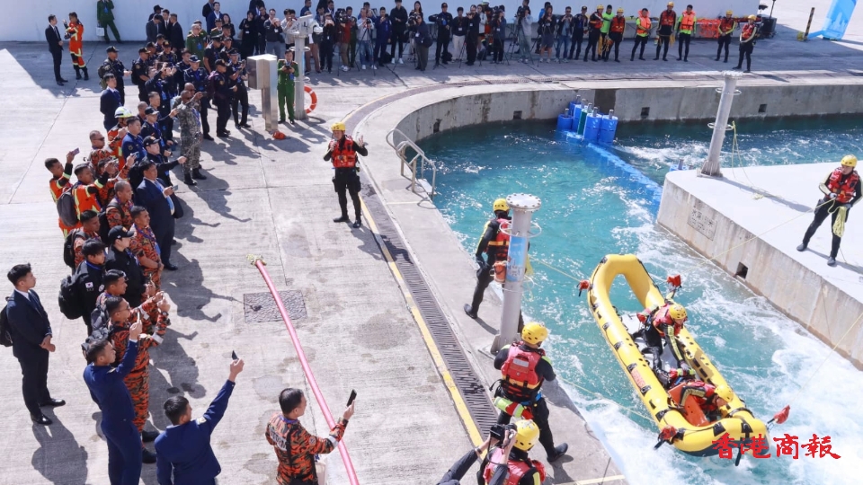 國(guó)際水域救援技術(shù)交流會(huì)議今日開幕  消防處舉行水域救援示範(fàn) 展示高科技設(shè)備
