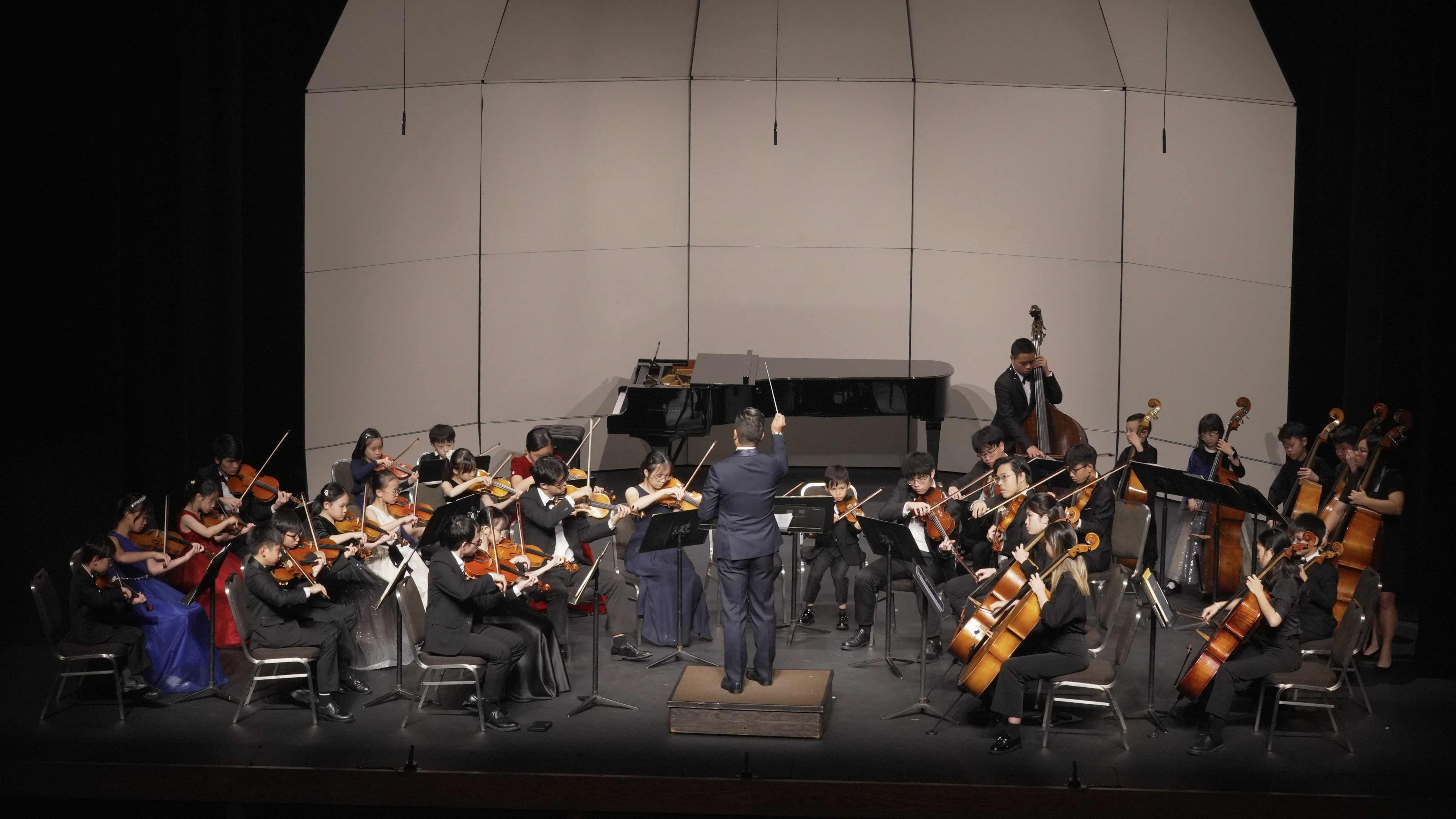 有片｜本地青少年樂(lè)手登臺(tái)  大賽音樂(lè)會(huì)奏出多重篇章