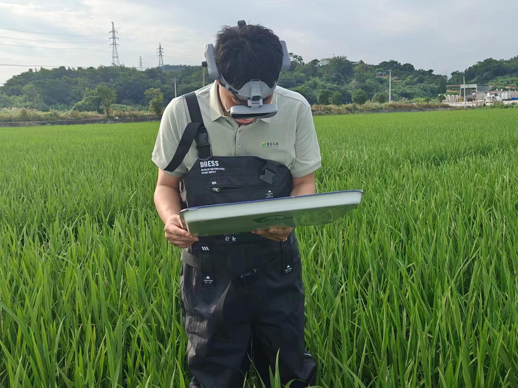 憑AR光學(xué)突圍  穗黃埔新型顯示產(chǎn)業(yè)實(shí)現(xiàn)「領(lǐng)跑」