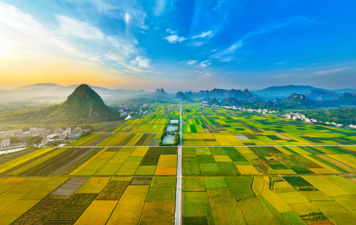 以全面深化改革激發(fā)新動(dòng)能——廣東實(shí)施「百千萬工程」破解區(qū)域協(xié)調(diào)的發(fā)展難題紀(jì)實(shí)（中）