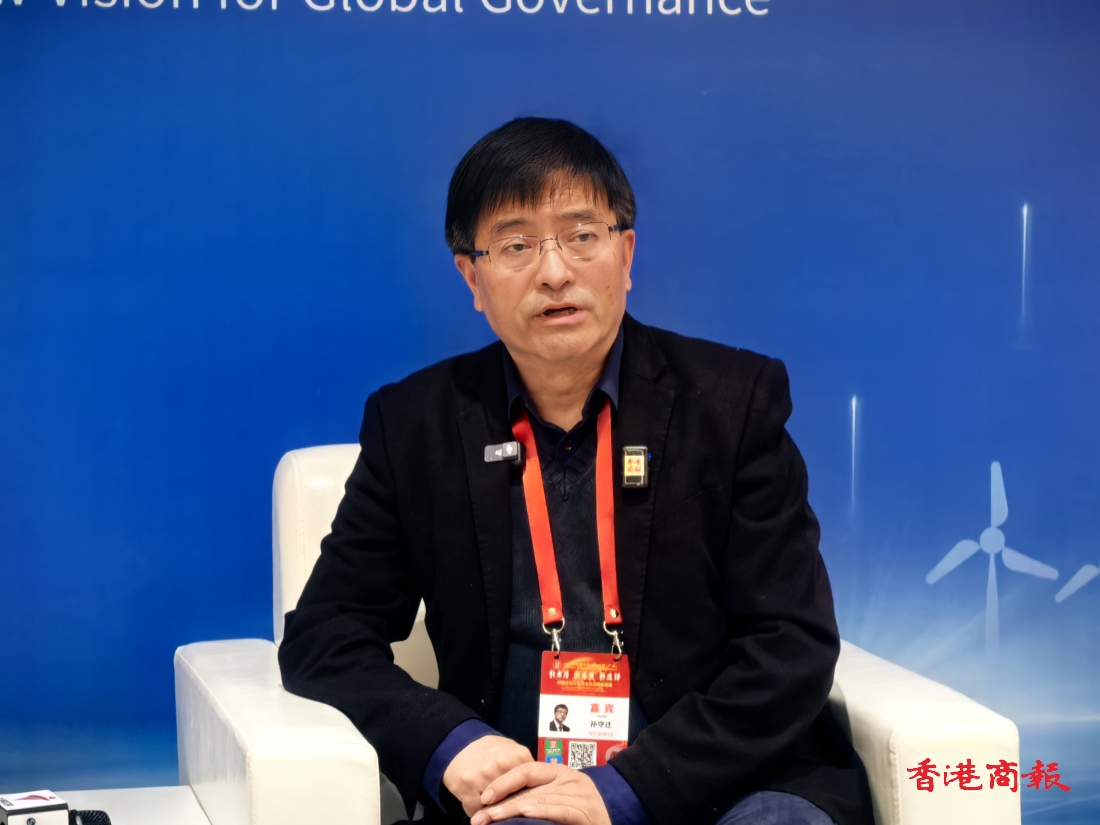 【讀懂中國】有片︱浙大教授孫守遷：數(shù)據(jù)驅(qū)動(dòng)下跨學(xué)科融合人才培養(yǎng)勢(shì)在必行