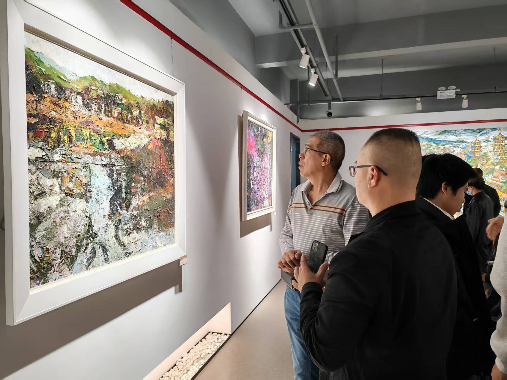 「繪光拾夢旅 —— 王振勇、萬江榮、劉俊生、周少強美術(shù)作品展」在泉州啟幕