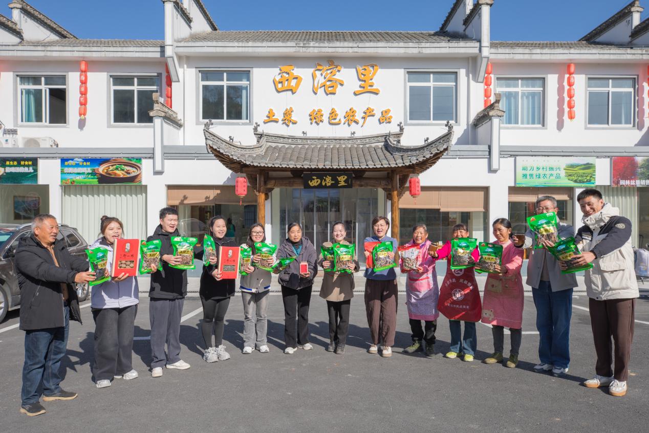 【黃山「鎮(zhèn)」能量】皖祁門柏溪：村干化身主播 柏溪好物「出山」