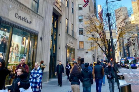 美國11月私營部門就業(yè)意外減少3.2萬個(gè) 