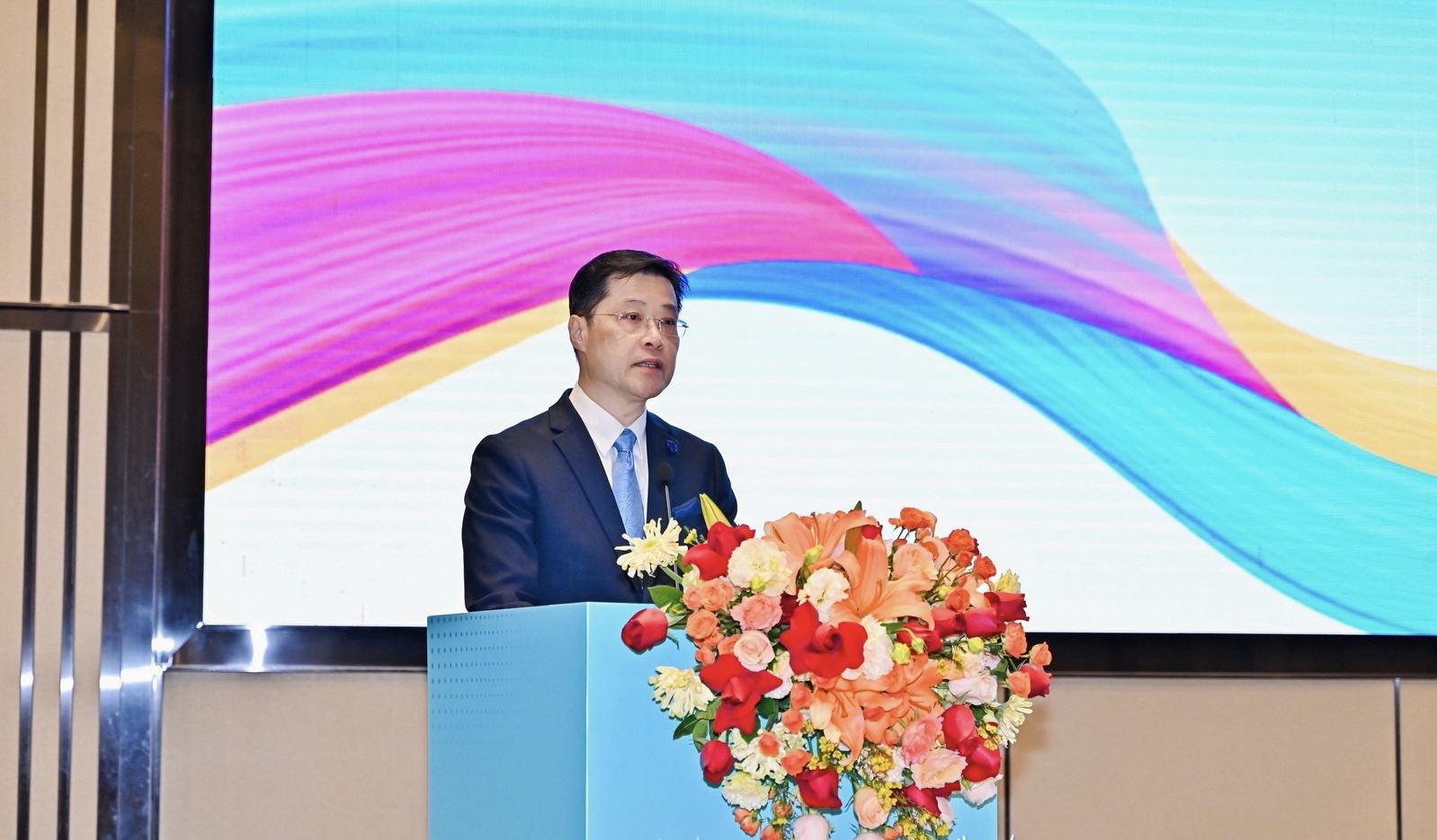 圖二:香港特別行政區(qū)政府駐廣西聯絡處主任王卓然致辭 (主辦方供圖).jpg